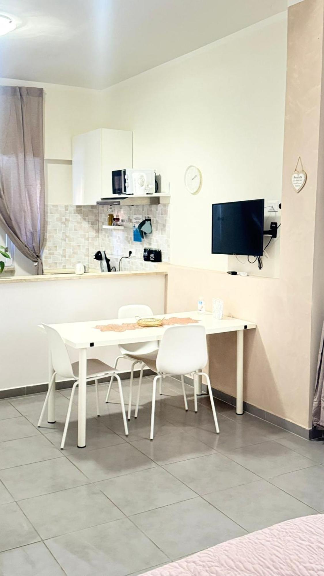 Gemelli Tre Hotel Rome Exterior photo